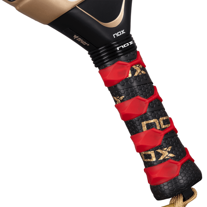 AT10 LUXURY GENIUS 18K ALUM 2026 - Tennis Boutique México