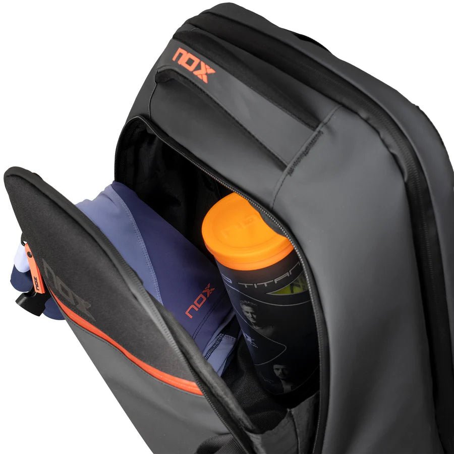 MOCHILA NOX OPEN SERIES BLACK/RED - Tennis Boutique México